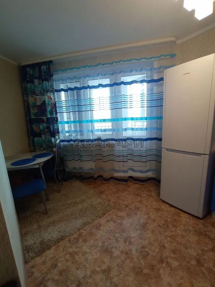 1-комнатная Караульная улица, 82  за 38000 руб/мес фото 3