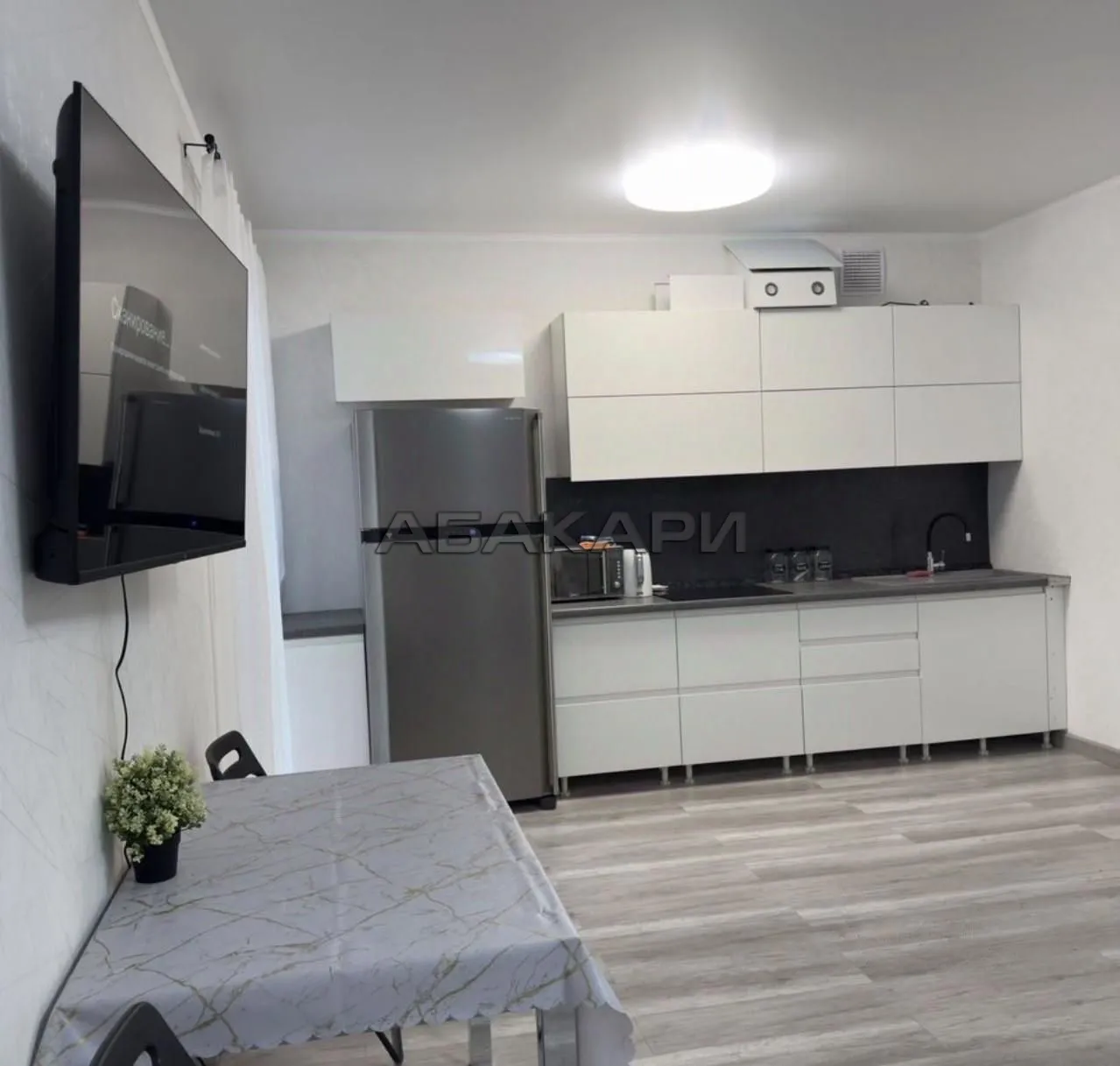 2-комнатная улица Авиаторов, 3  за 50000 руб/мес фото 1