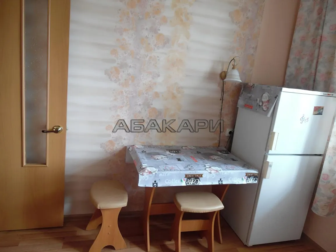 1-комнатная улица Калинина, 17  за 30000 руб/мес фото 3