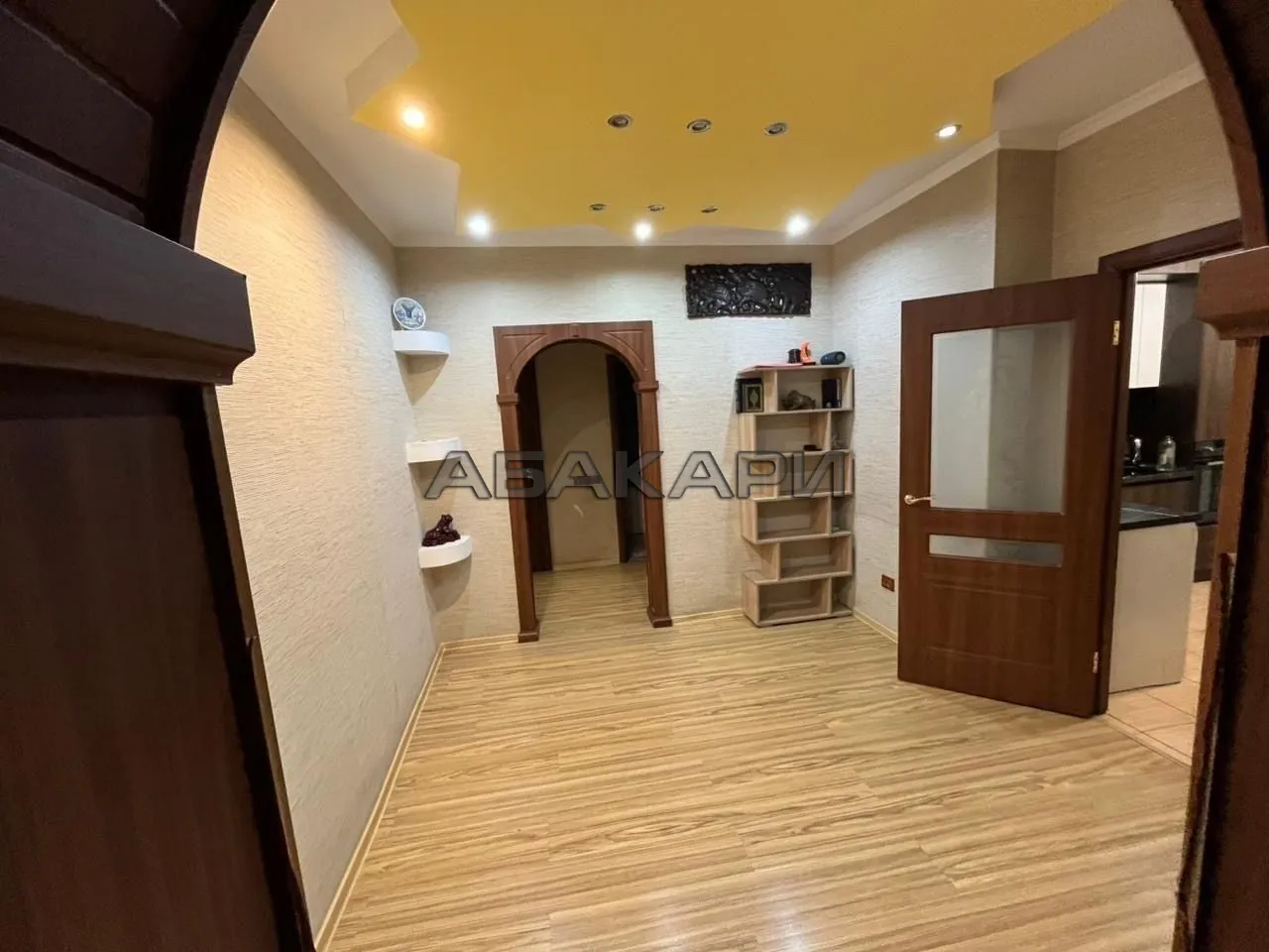 3-комнатная улица Водопьянова, 19  за 65000 руб/мес фото 2