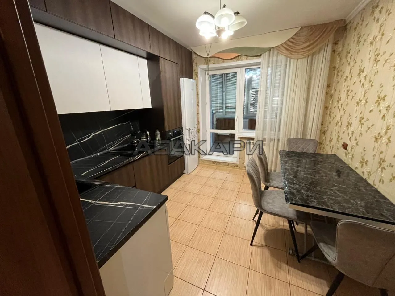 3-комнатная улица Водопьянова, 19  за 65000 руб/мес фото 1