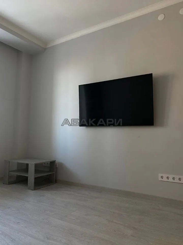 1-комнатная улица Александра Матросова, 34  за 32000 руб/мес фото 6