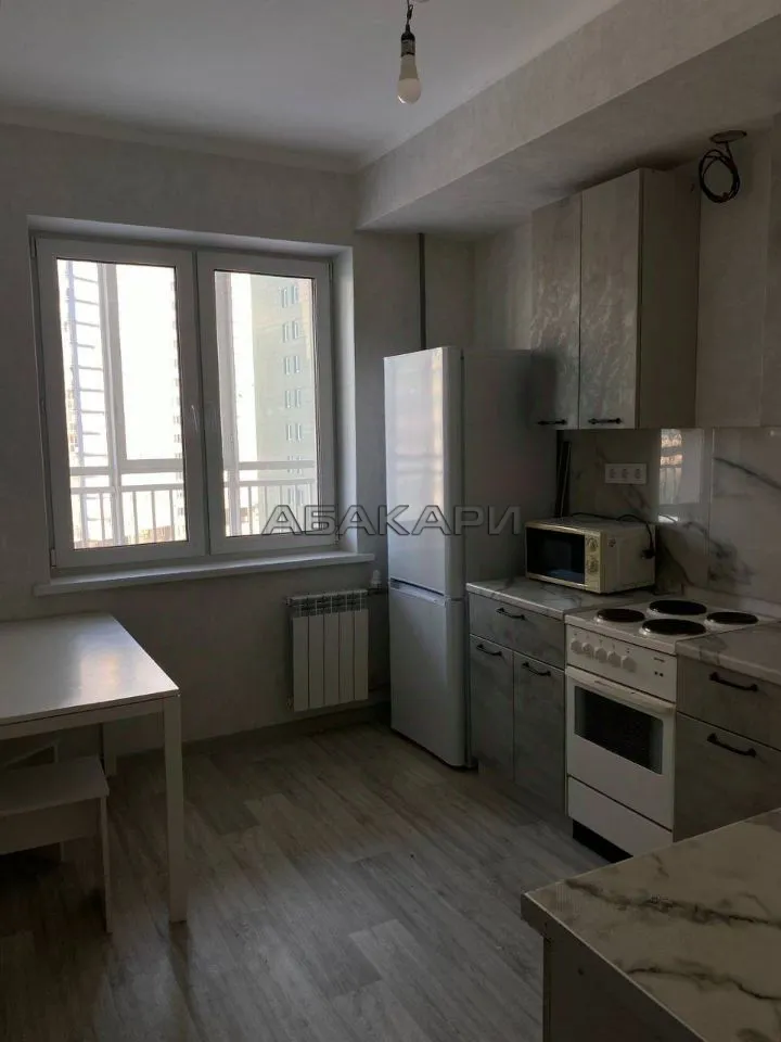 1-комнатная улица Александра Матросова, 34  за 32000 руб/мес фото 1