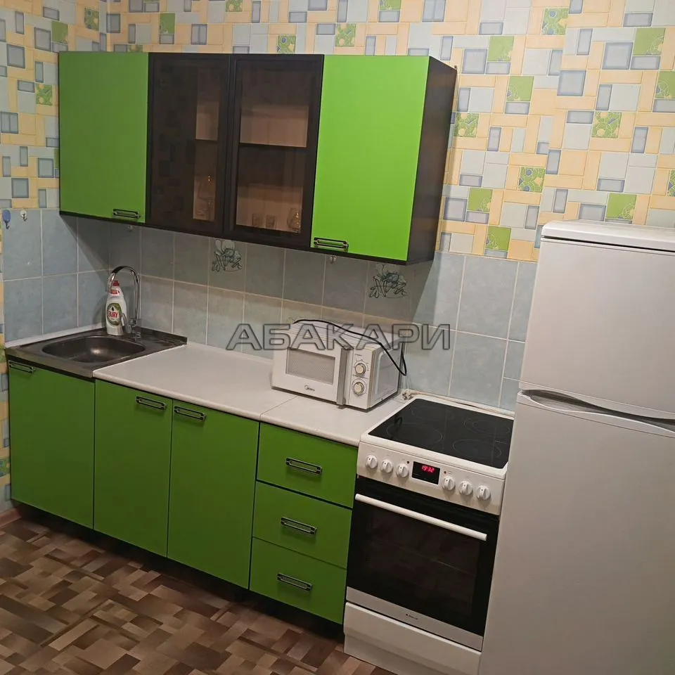 1-комнатная Линейная улица, 107  за 30000 руб/мес фото 1