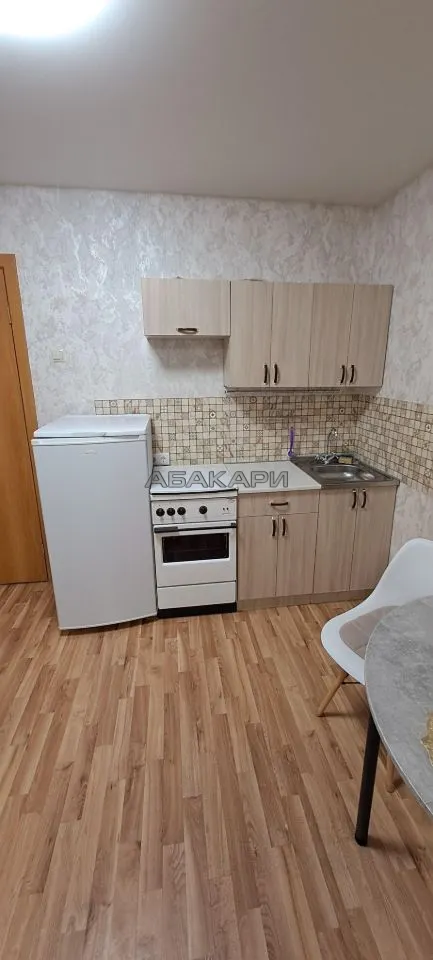 студия Свердловская улица, 15В  за 27000 руб/мес фото 2