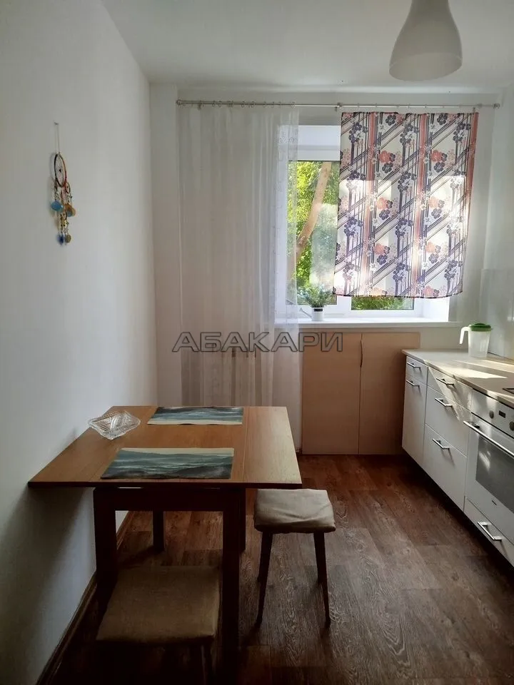1-комнатная улица Анатолия Гладкова, 18  за 27500 руб/мес фото 1