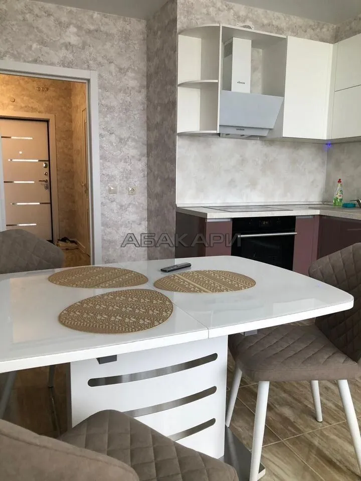 1-комнатная Октябрьская улица, 10  за 48000 руб/мес фото 3