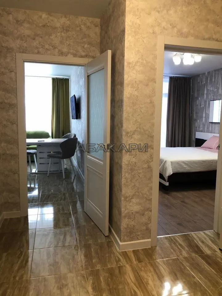 1-комнатная Октябрьская улица, 10  за 48000 руб/мес фото 9