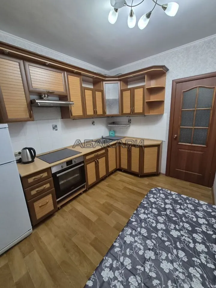 2-комнатная улица Мичурина, 14 за 40000 руб/мес фото 1 2-комнатная улица Мичурина, 14 за 40000 руб/мес фото 1