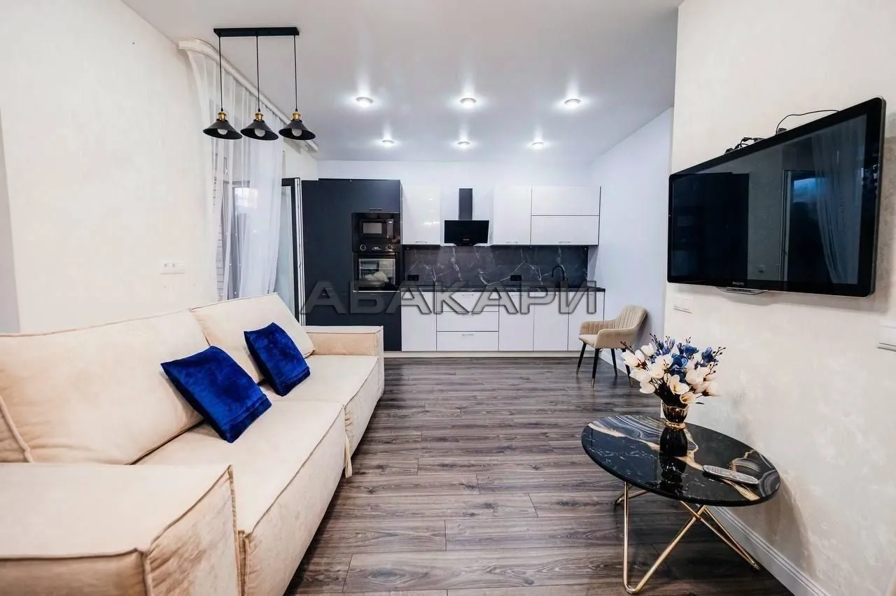 студия улица Авиаторов, 34  за 60000 руб/мес фото 2