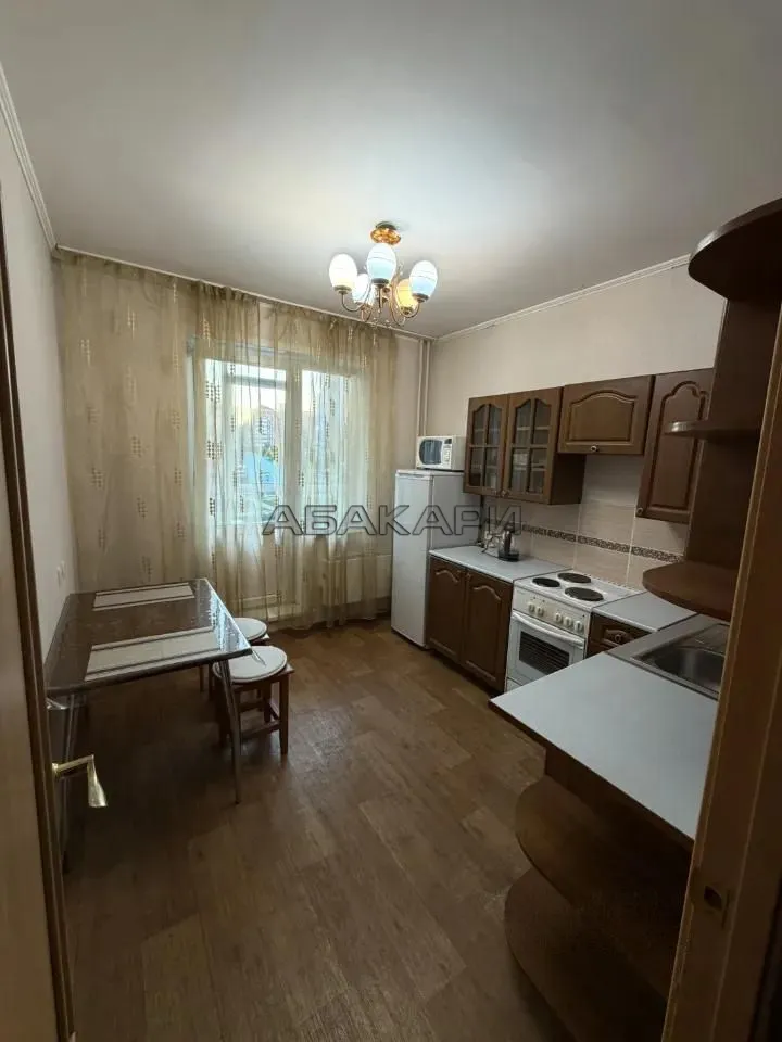 1-комнатная улица Молокова, 10  за 30000 руб/мес фото 1