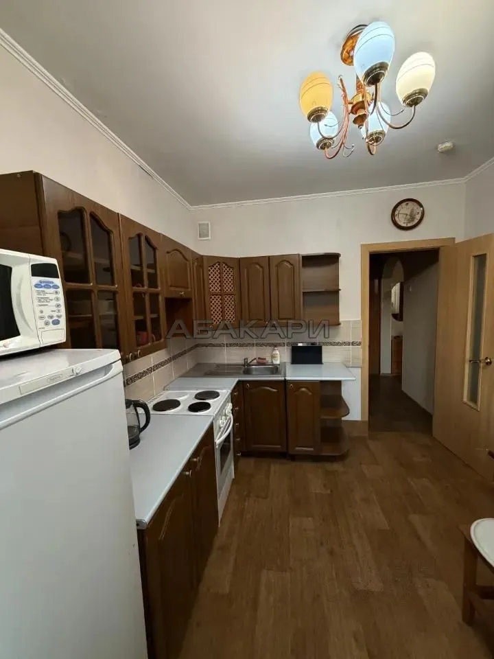 1-комнатная улица Молокова, 10  за 30000 руб/мес фото 2