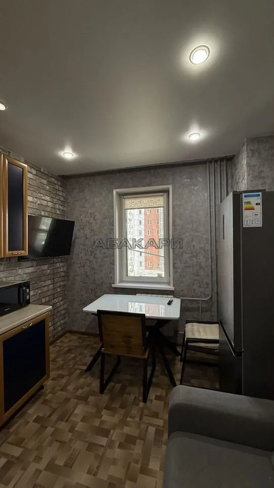 1-комнатная улица Республики, 37А  за 45000 руб/мес фото 7