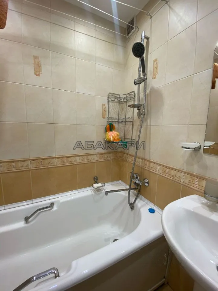 3-комнатная улица Молокова, 64  за 60000 руб/мес фото 12