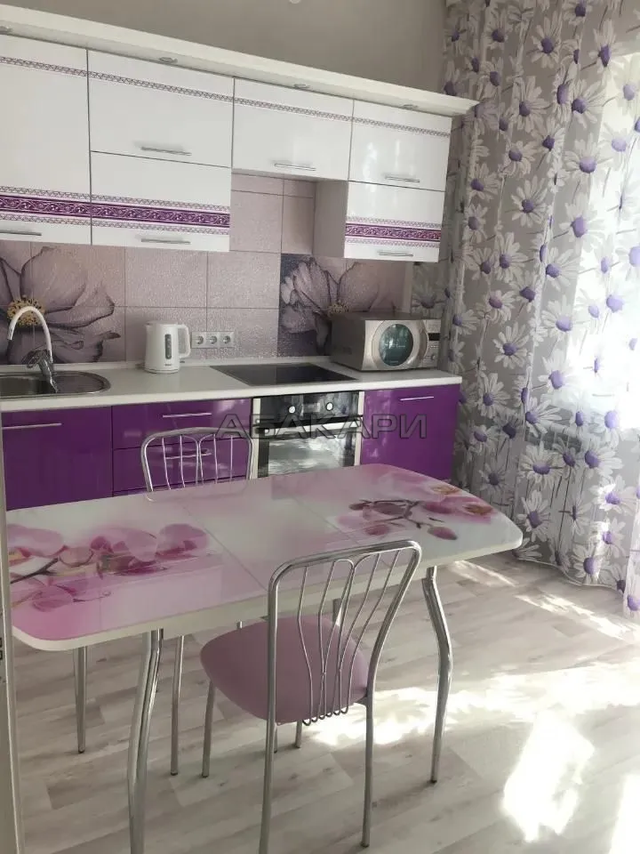1-комнатная Парусная улица, 5  за 40000 руб/мес фото 1