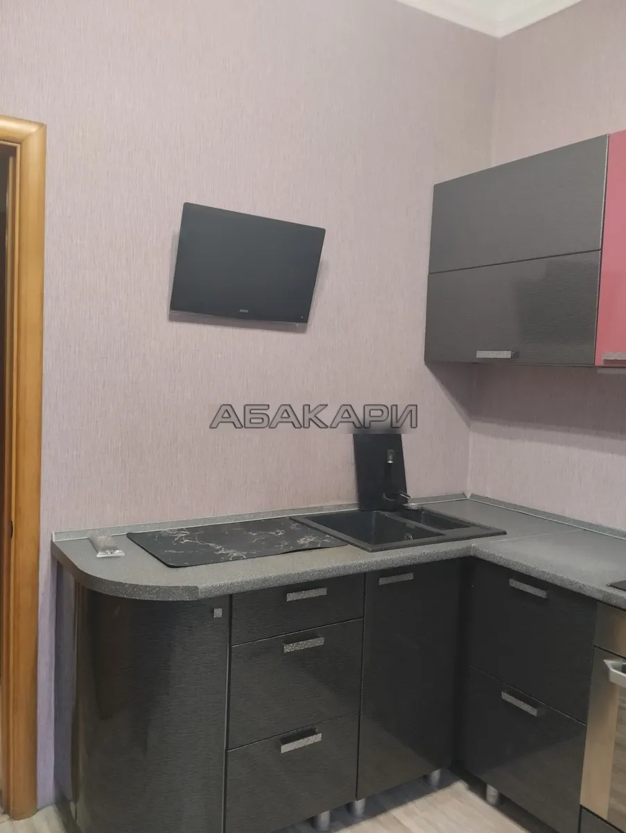 3-комнатная Свободный проспект, 53  за 40000 руб/мес фото 3