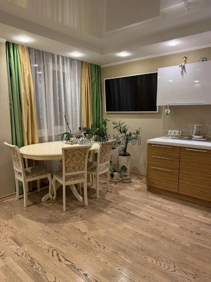 3-комнатная улица Карамзина, 18  за 55000 руб/мес фото 4