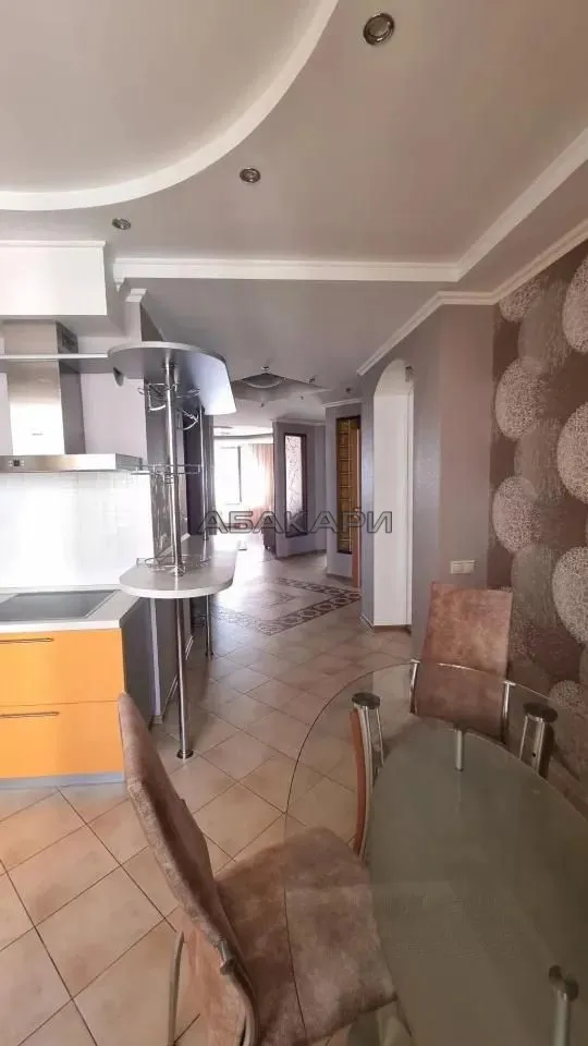 3-комнатная улица Молокова, 1к3  за 70000 руб/мес фото 2