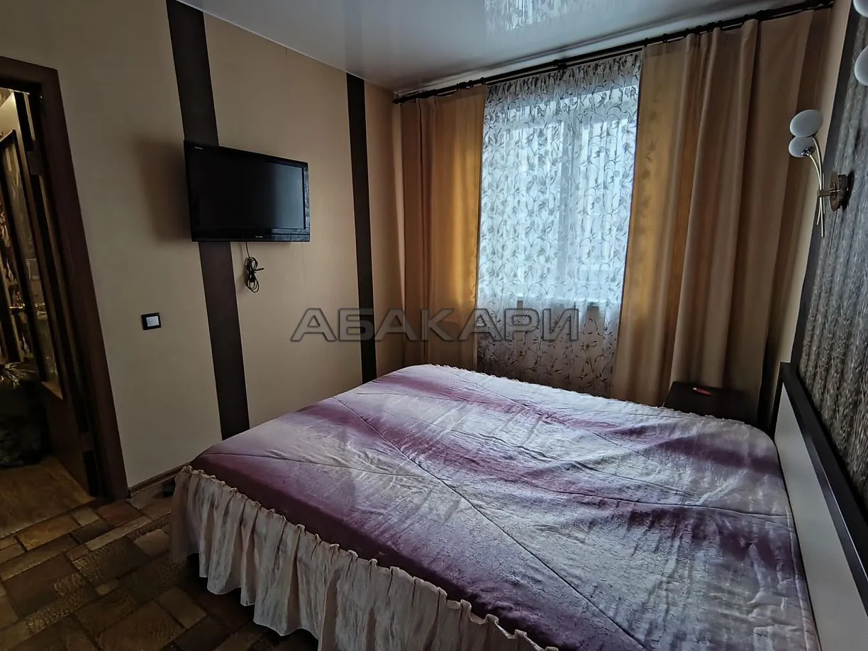 2-комнатная улица Урванцева, 16  за 40000 руб/мес фото 1