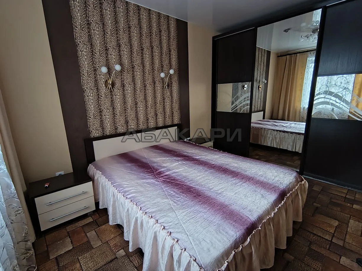 2-комнатная улица Урванцева, 16  за 40000 руб/мес фото 3