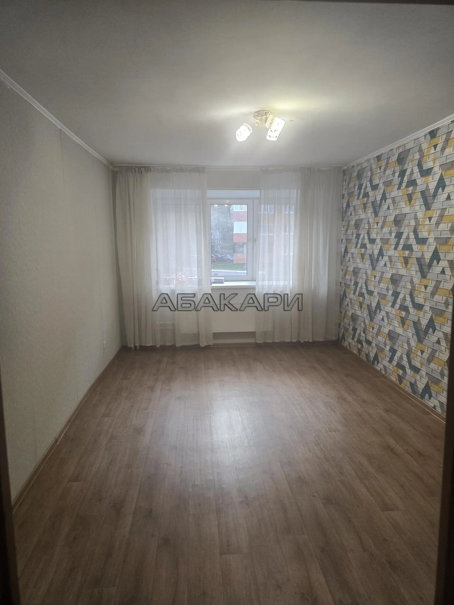 1-комнатная улица Юшкова, 36Ж  за 30000 руб/мес фото 1