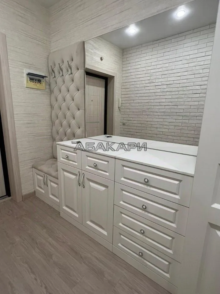 3-комнатная Линейная улица, 114  за 60000 руб/мес фото 6