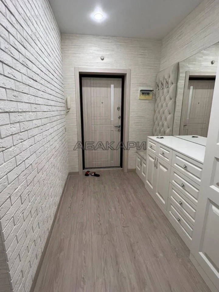 3-комнатная Линейная улица, 114  за 60000 руб/мес фото 12