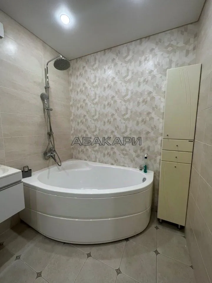 3-комнатная Линейная улица, 114  за 60000 руб/мес фото 16