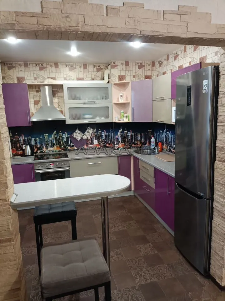 3-комнатная Светлогорская улица, 7  за 60000 руб/мес фото 2