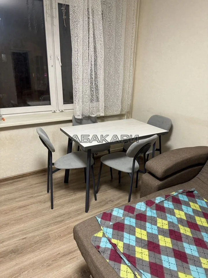 3-комнатная улица Молокова, 28А  за 60000 руб/мес фото 3