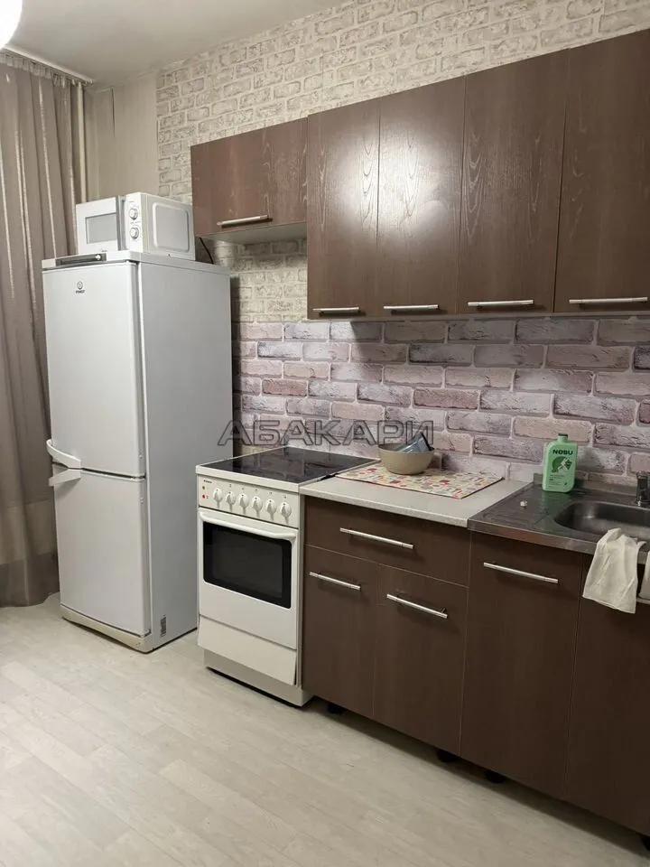 1-комнатная улица Батурина, 20 за 38000 руб/мес фото 1 1-комнатная улица Батурина, 20 за 38000 руб/мес фото 1