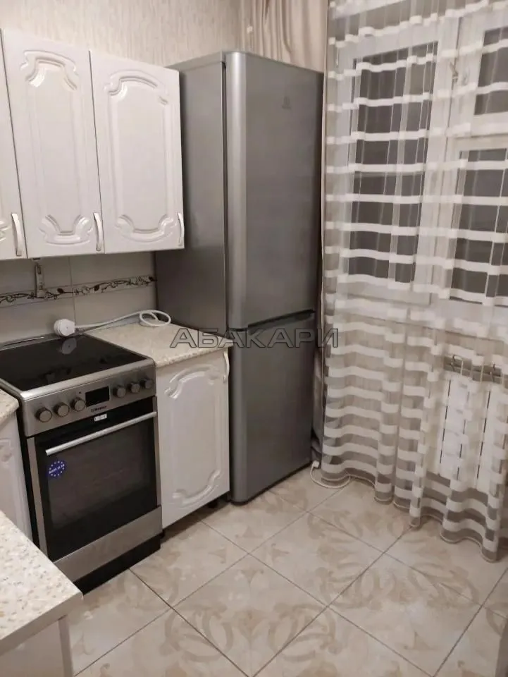 3-комнатная улица Мичурина, 18  за 38000 руб/мес фото 5