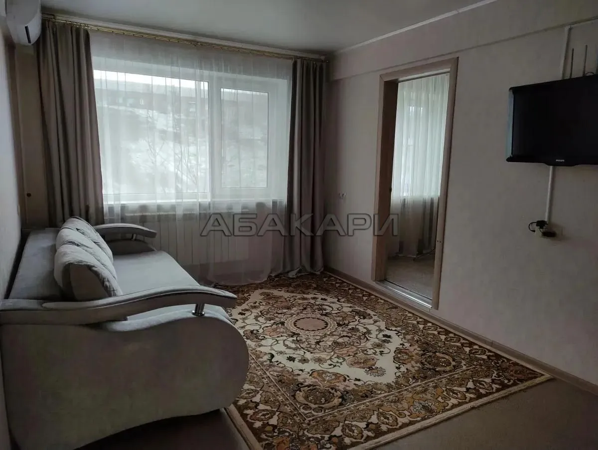 3-комнатная улица Мичурина, 18  за 38000 руб/мес фото 4
