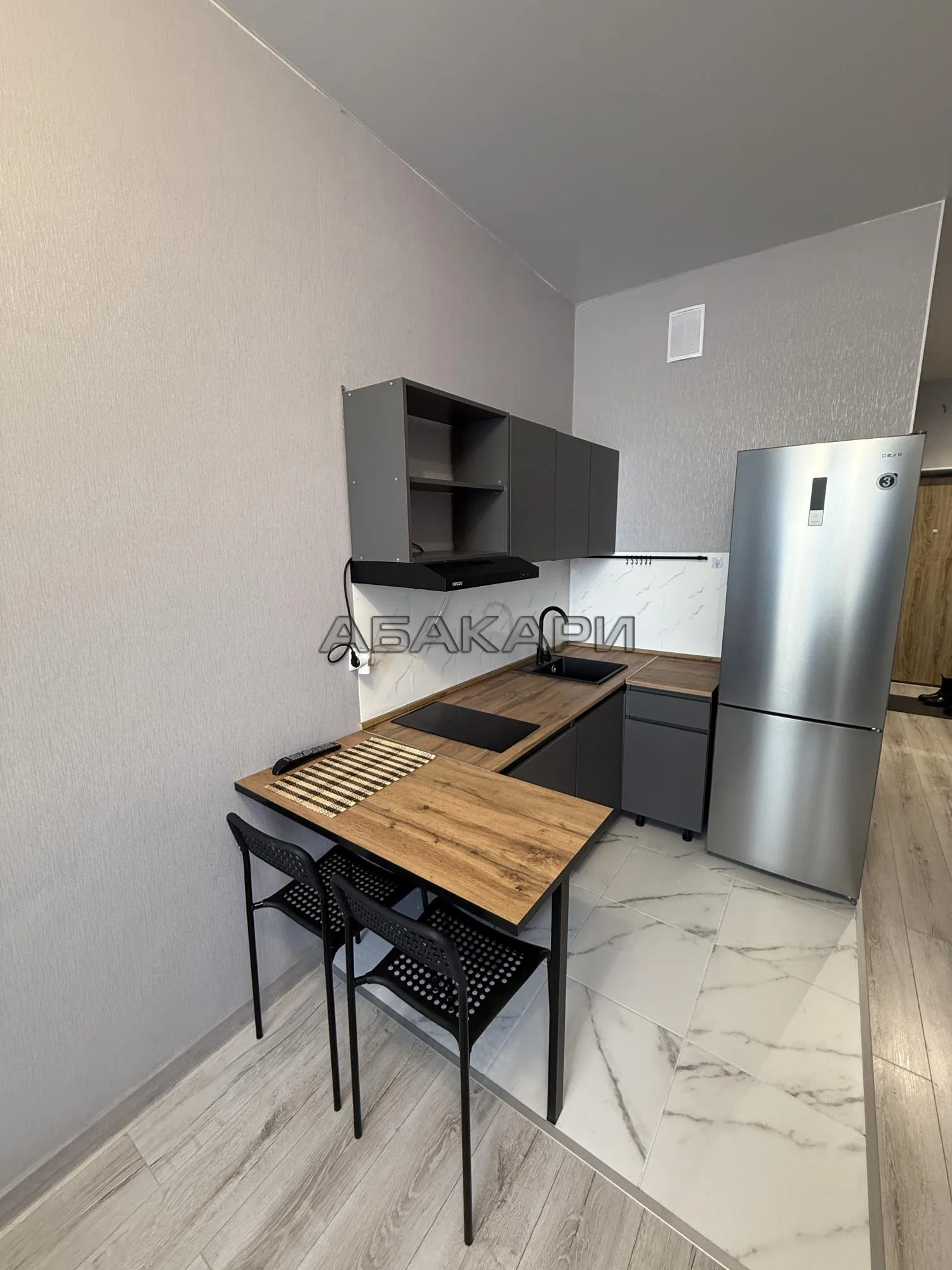 студия улица Сады, 6Г за 27000 руб/мес фото 2 студия улица Сады, 6Г за 27000 руб/мес фото 2