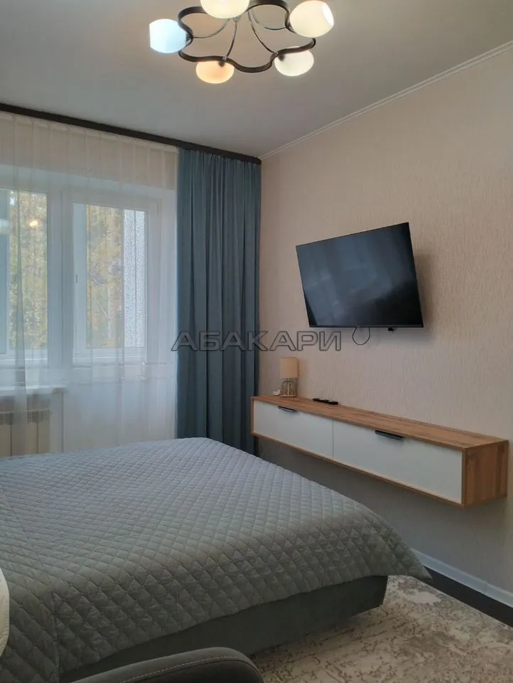 1-комнатная улица Гусарова, 60  за 30000 руб/мес фото 2