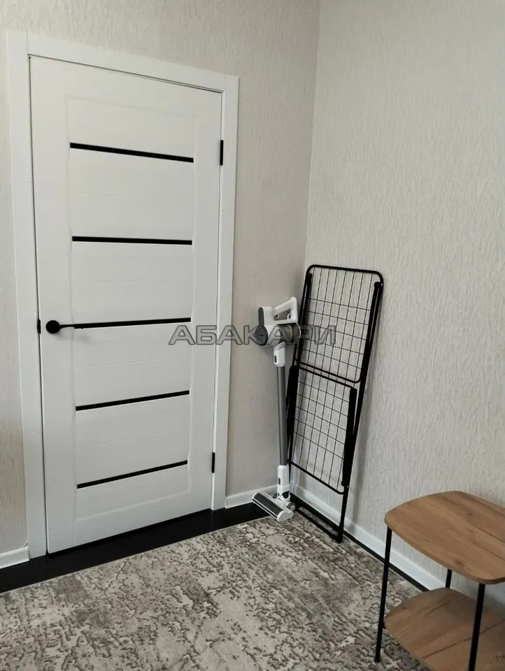 1-комнатная улица Гусарова, 60  за 30000 руб/мес фото 4